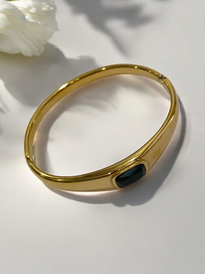 GREEN RECTANGULAR DIAMOND REED BRACELET