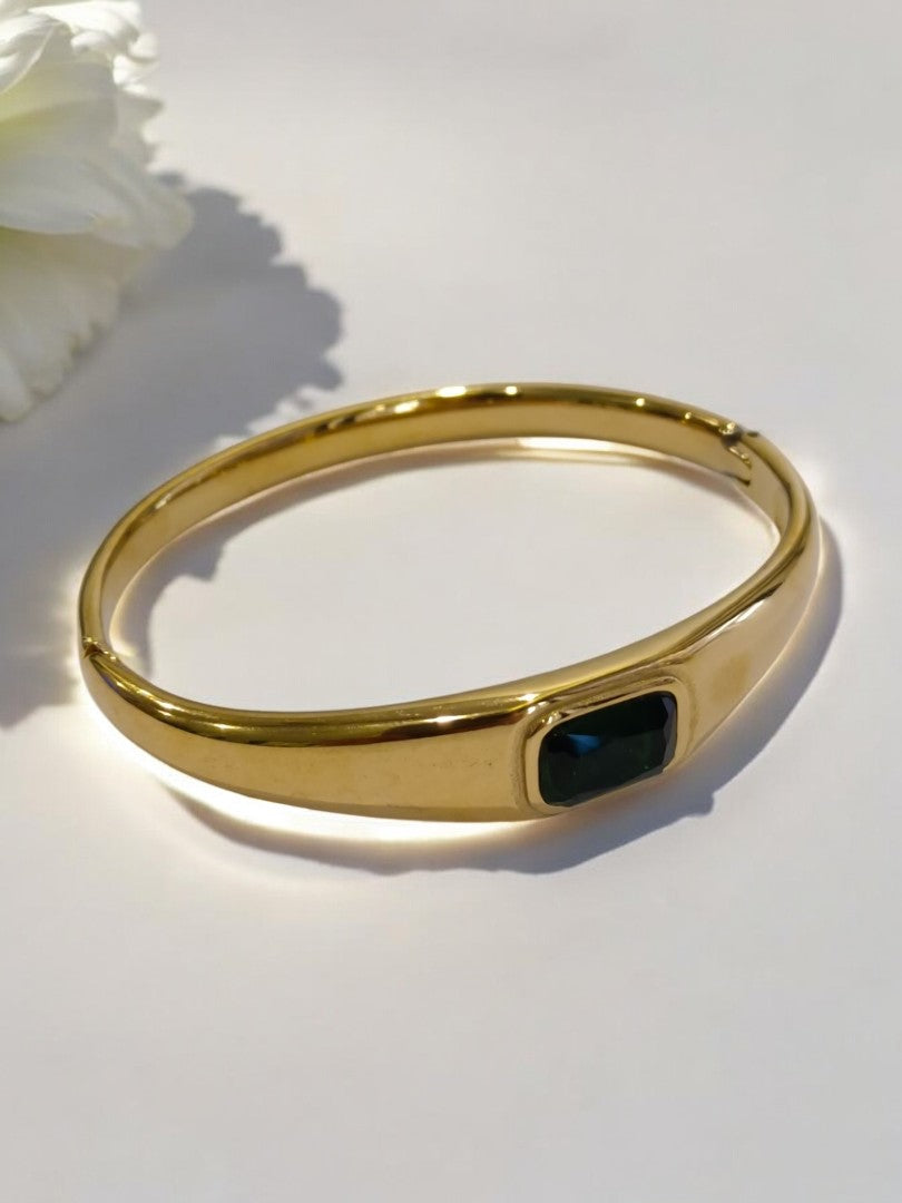 GREEN RECTANGULAR DIAMOND REED BRACELET