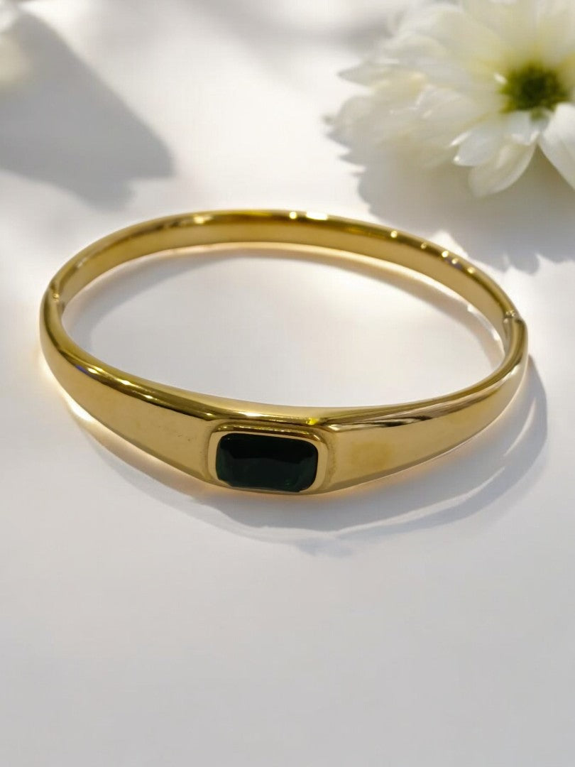 GREEN RECTANGULAR DIAMOND REED BRACELET