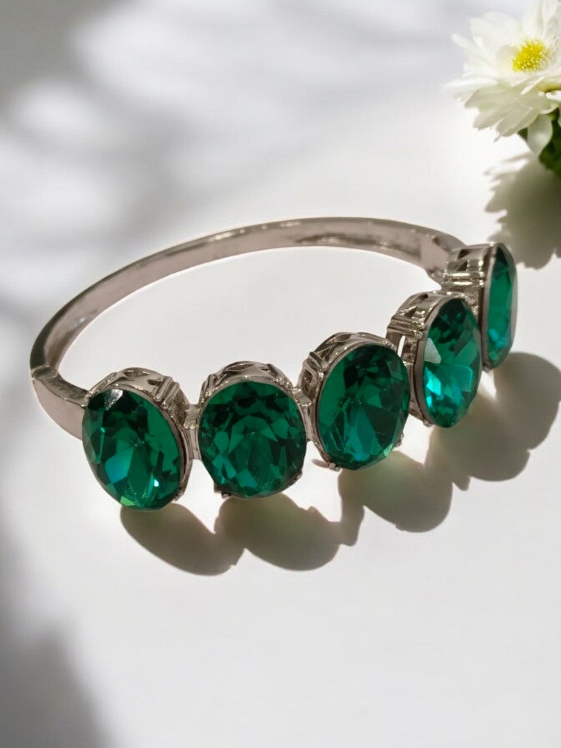 GREEN STONE MADDOXY BRACELET