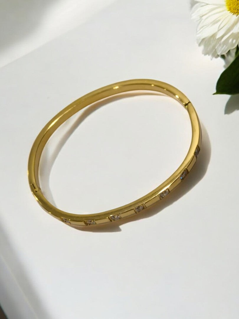 STATEMENT DIAMOND SETTING BRACELET