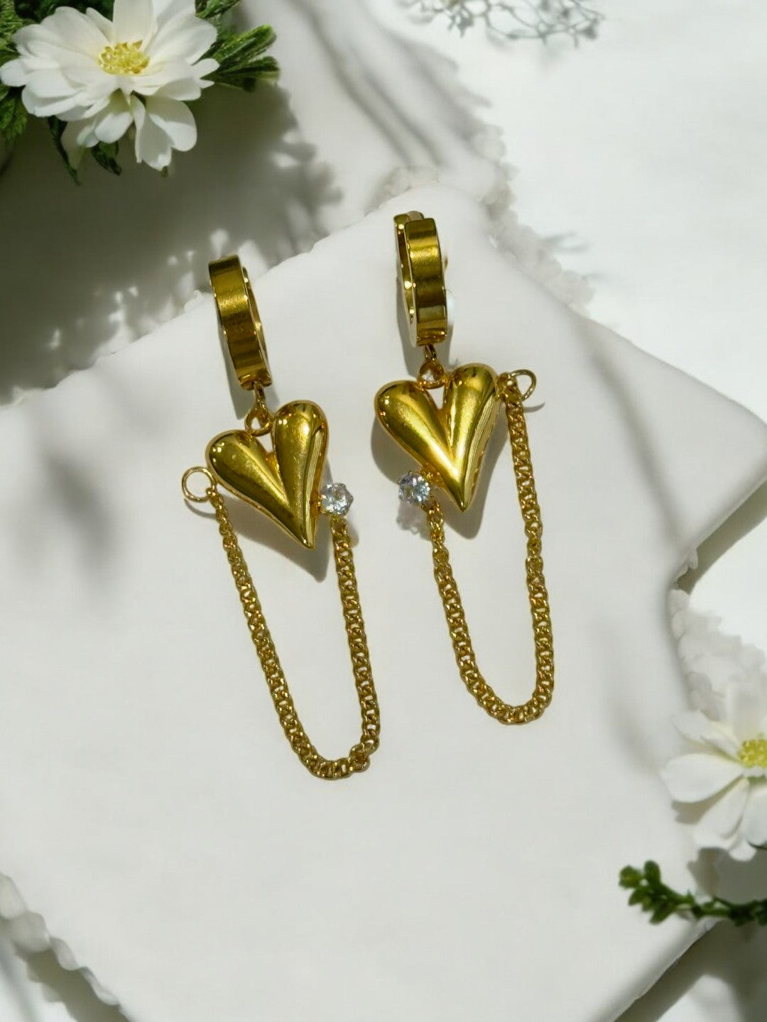 GOLDEN HEART BASTAIN EARRINGS