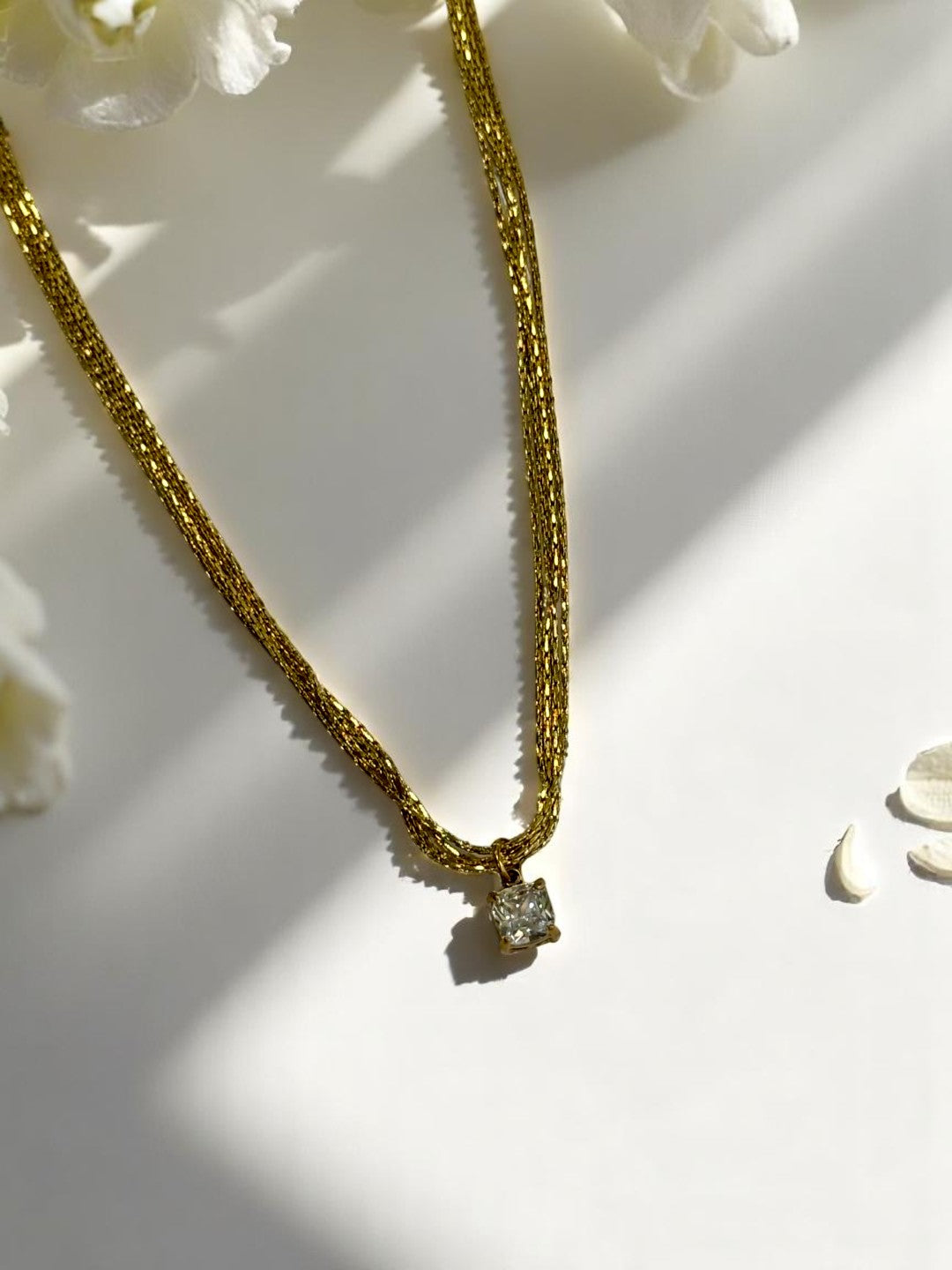 GOLDEN ONE DIAMOND JASON NECKLACE