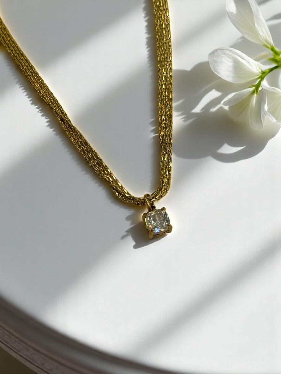 GOLDEN ONE DIAMOND JASON NECKLACE