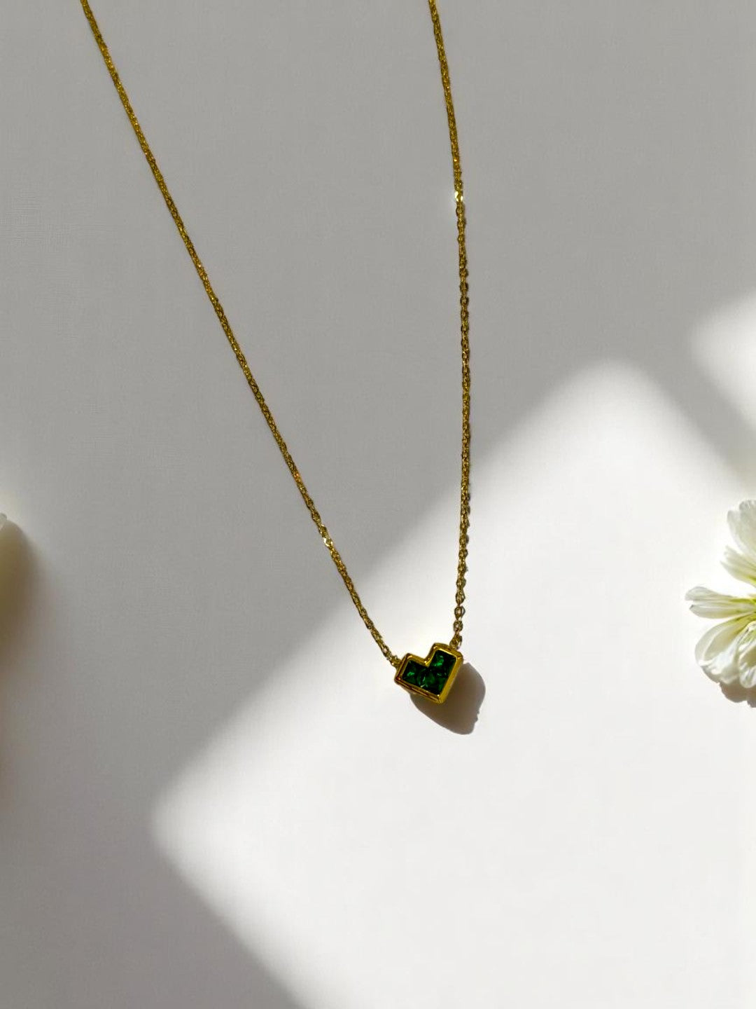 GREEN DIAMOND LUIS NECKLACE
