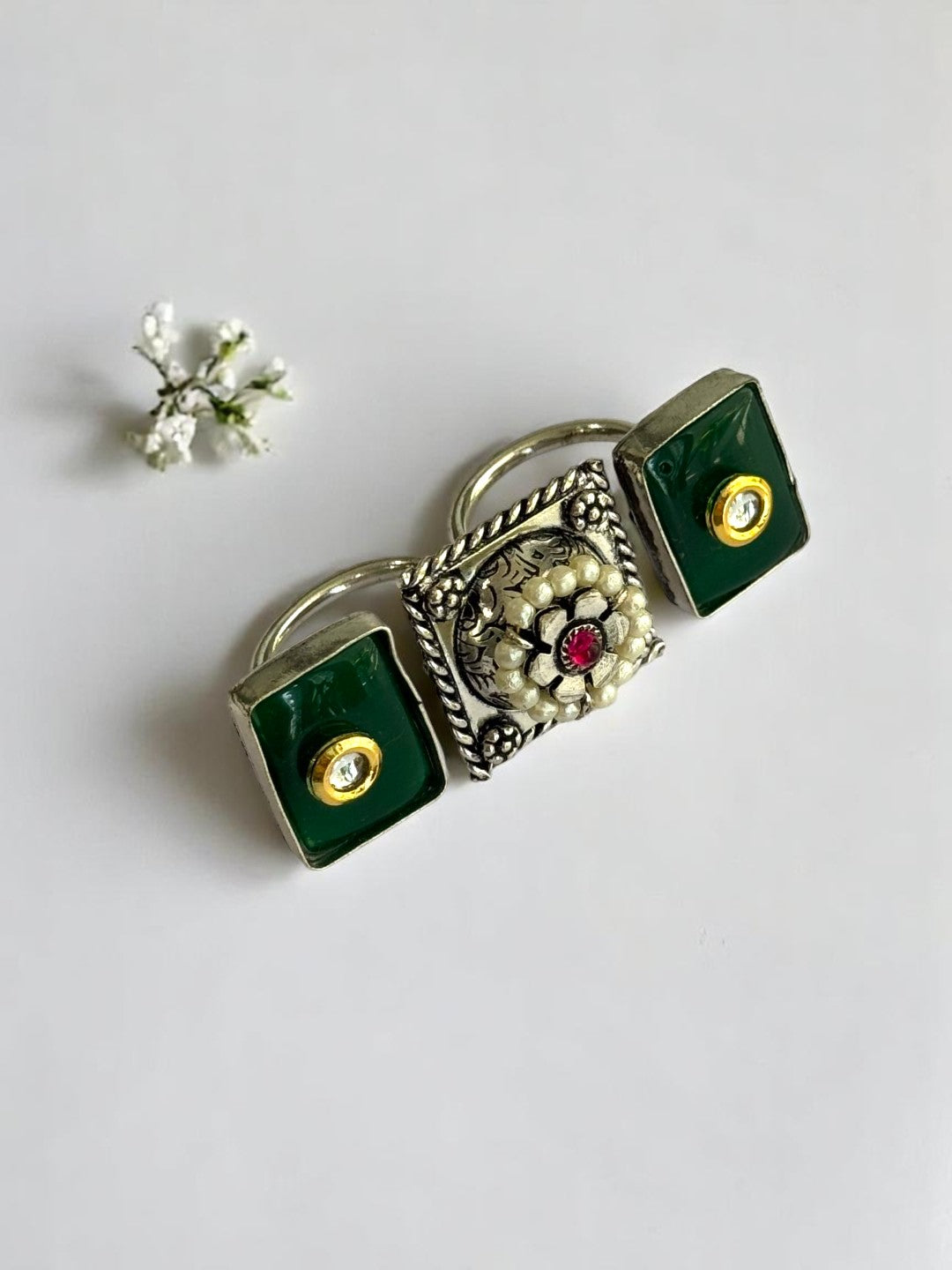 GREEN BHUVI BOXED TWO FINGER GERMAN SILVER RING