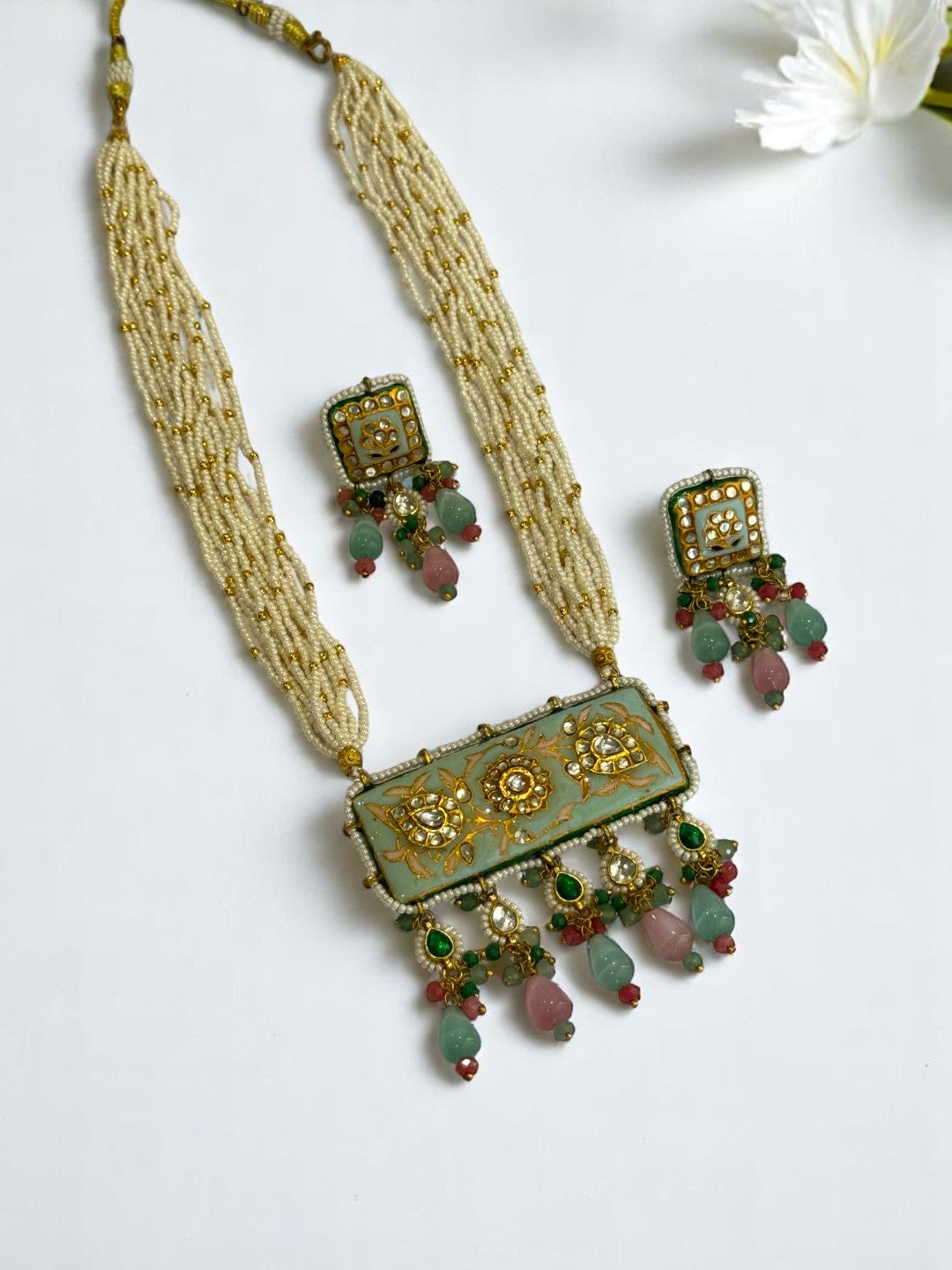 MULTI HRITIKA THAPPA JADAU JEWELLERY SET