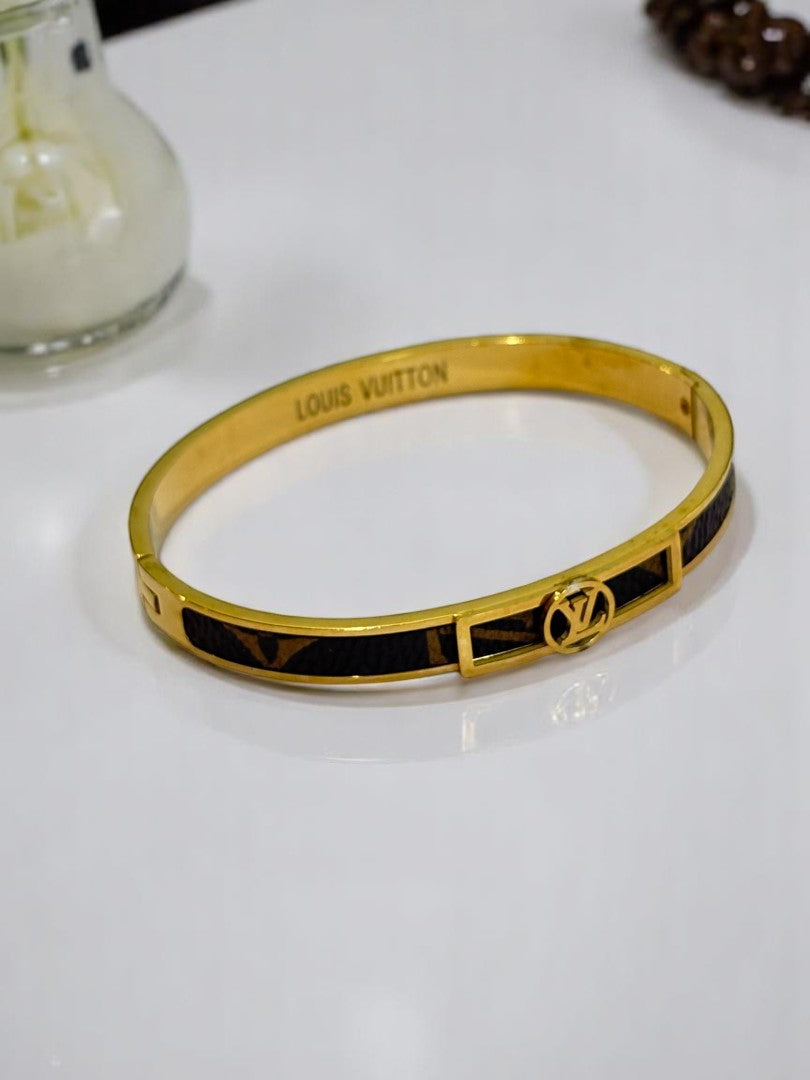 GOLDEN BROWN ROUND LV AXWELL BRACELET