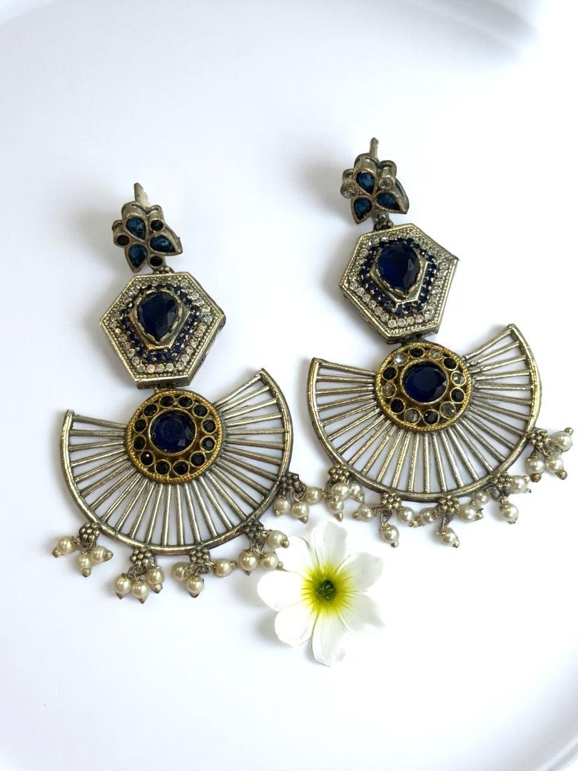 NAVY BLUE KASHISKA GERMAN SILVER EARRINGS