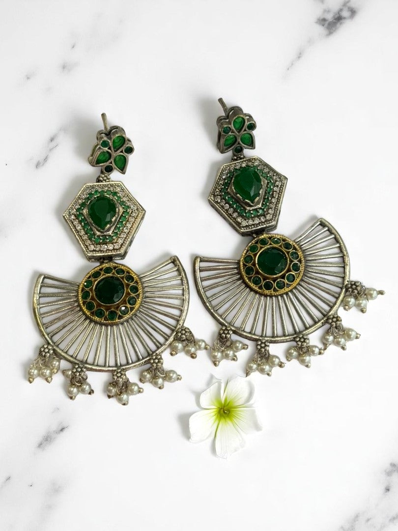 GREEN KASHISKA GERMAN SILVER EARRINGS