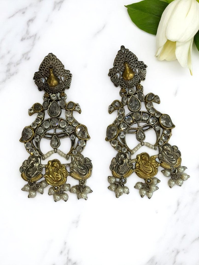WHITE KUHU GERMAN SILVER EARRINGS
