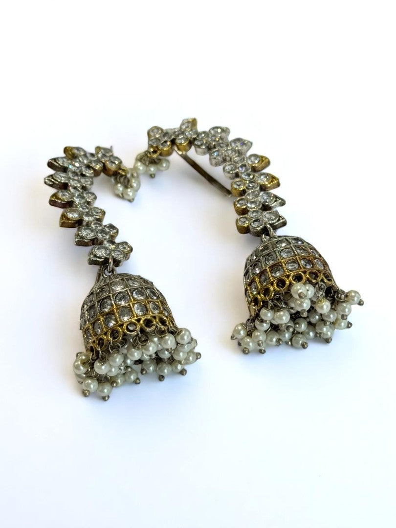 WHITE HEZHU GERMAN SILVER EAR CUFF