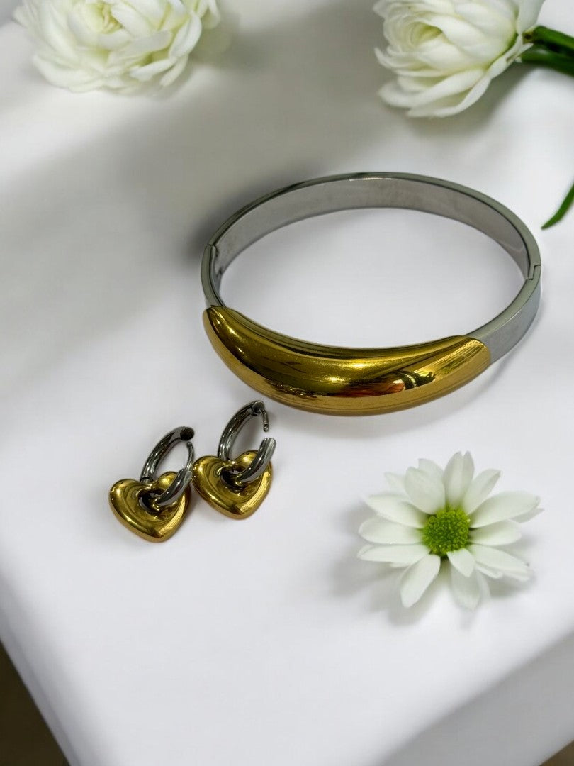 GOLD AND SILVER DEVON BRACELET AND EARRINGS (COMBO)