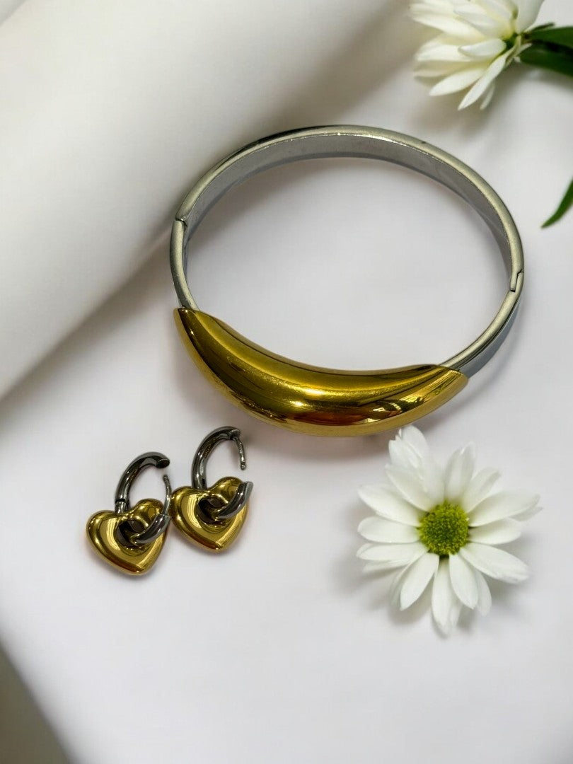 GOLD AND SILVER DEVON BRACELET AND EARRINGS (COMBO)