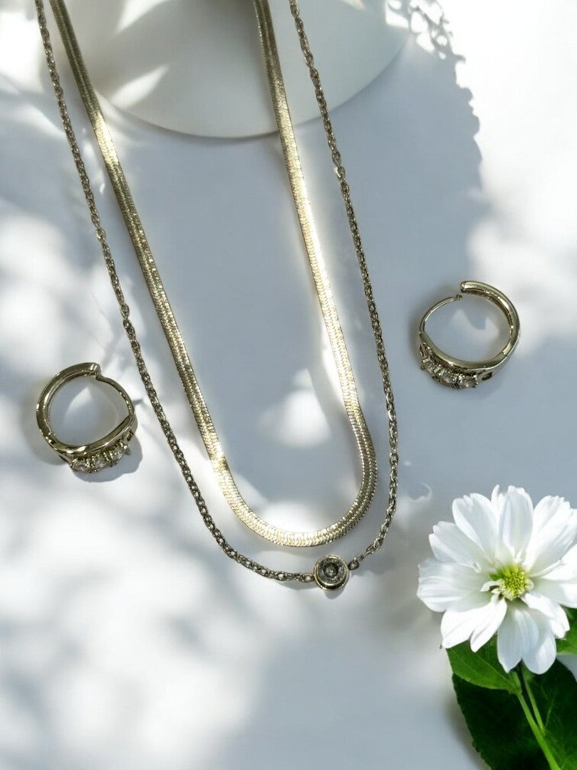 SILVER LAYER DIAMOND SHIBA NECKLACE