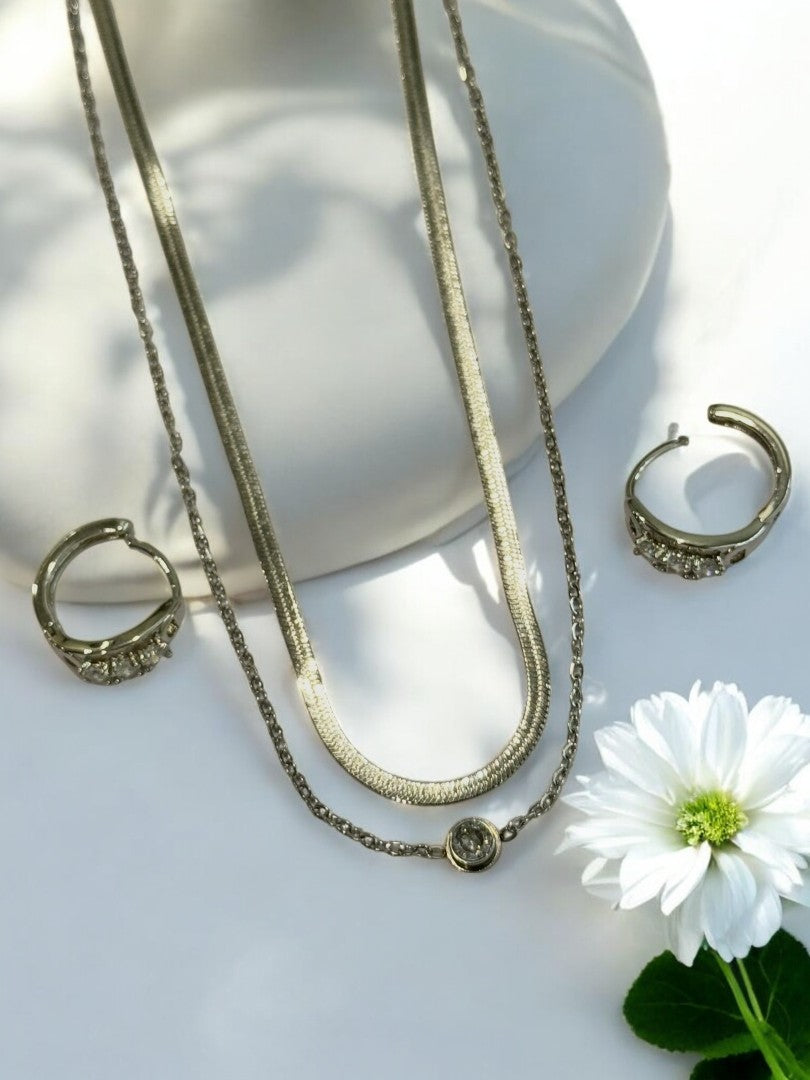 SILVER LAYER DIAMOND SHIBA NECKLACE