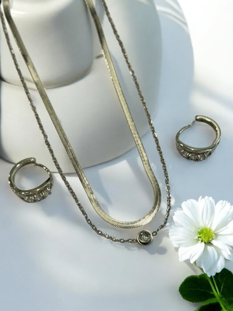 SILVER LAYER DIAMOND SHIBA NECKLACE