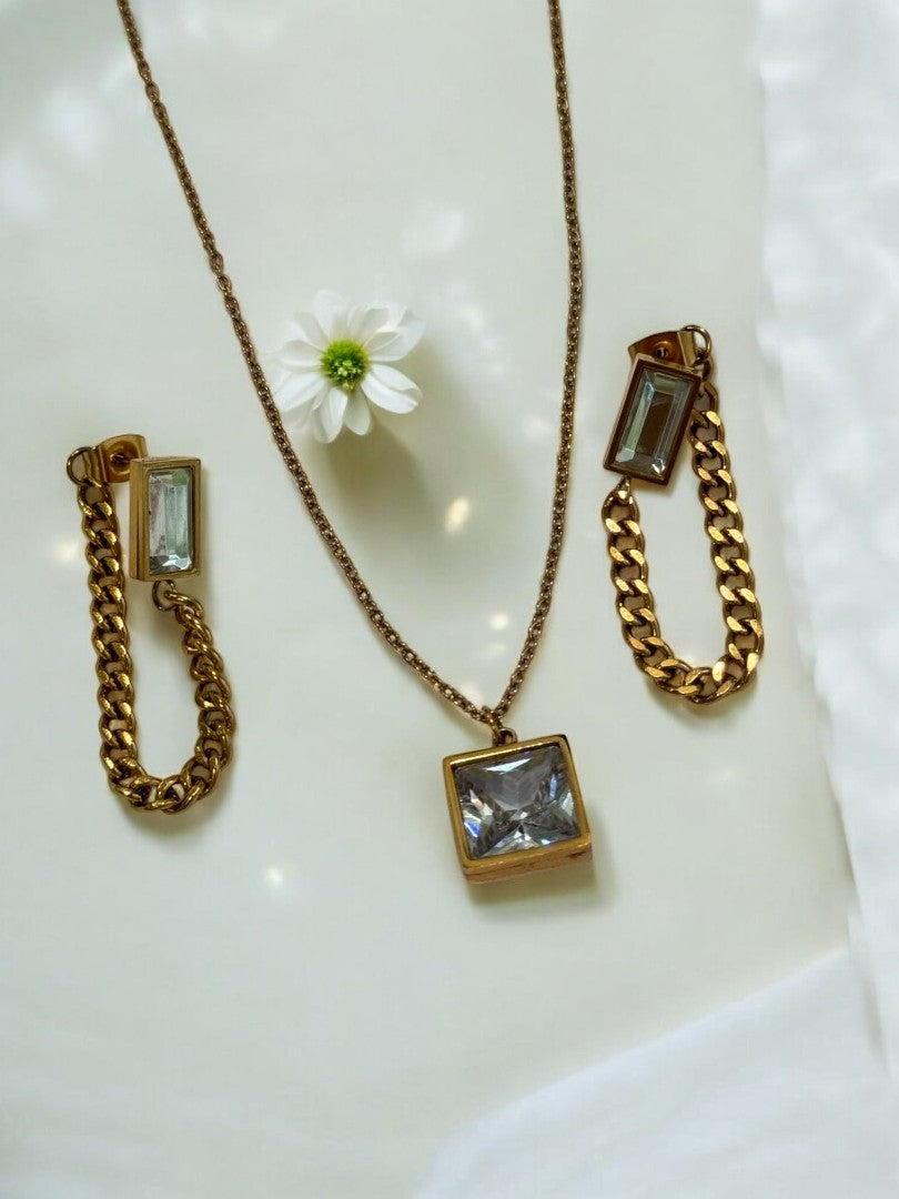 DIAMOND CAMREEN NACKLACE
