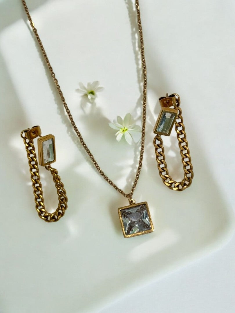 DIAMOND CAMREEN NACKLACE