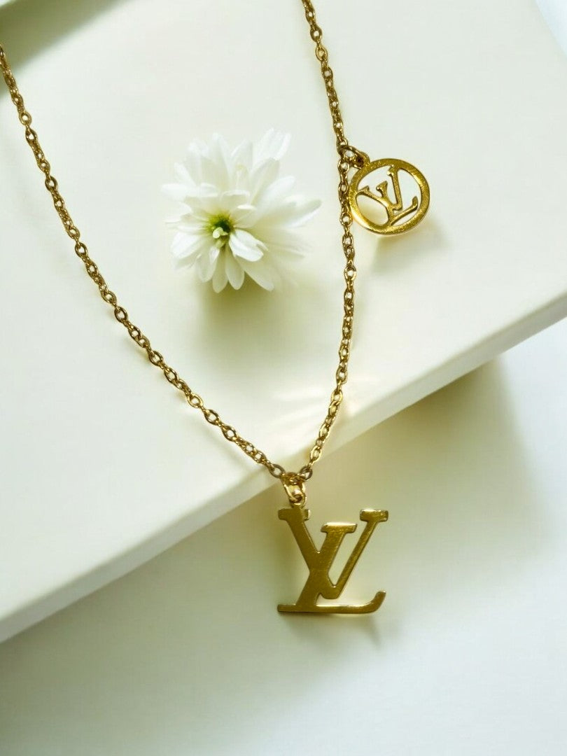 GOLDEN FABIAN NECKLACE