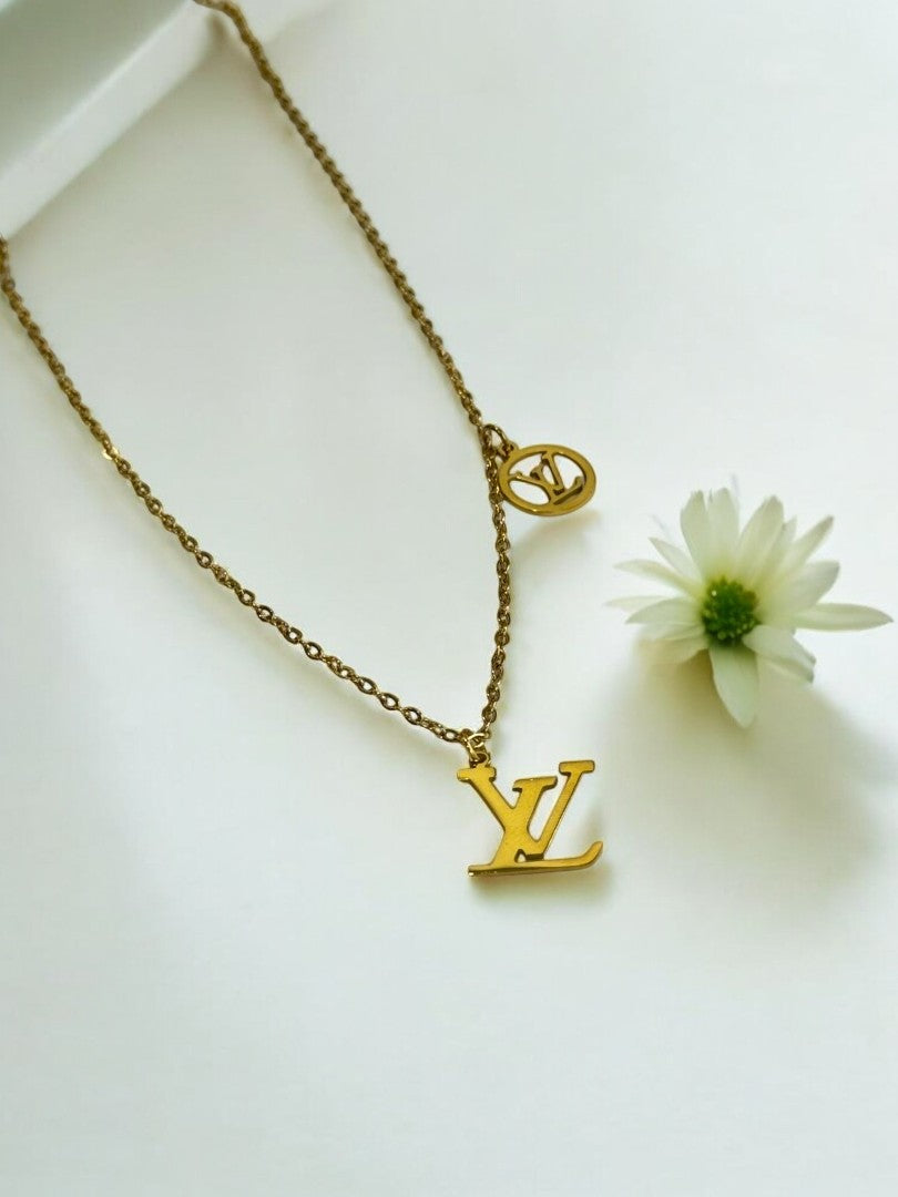 GOLDEN FABIAN NECKLACE