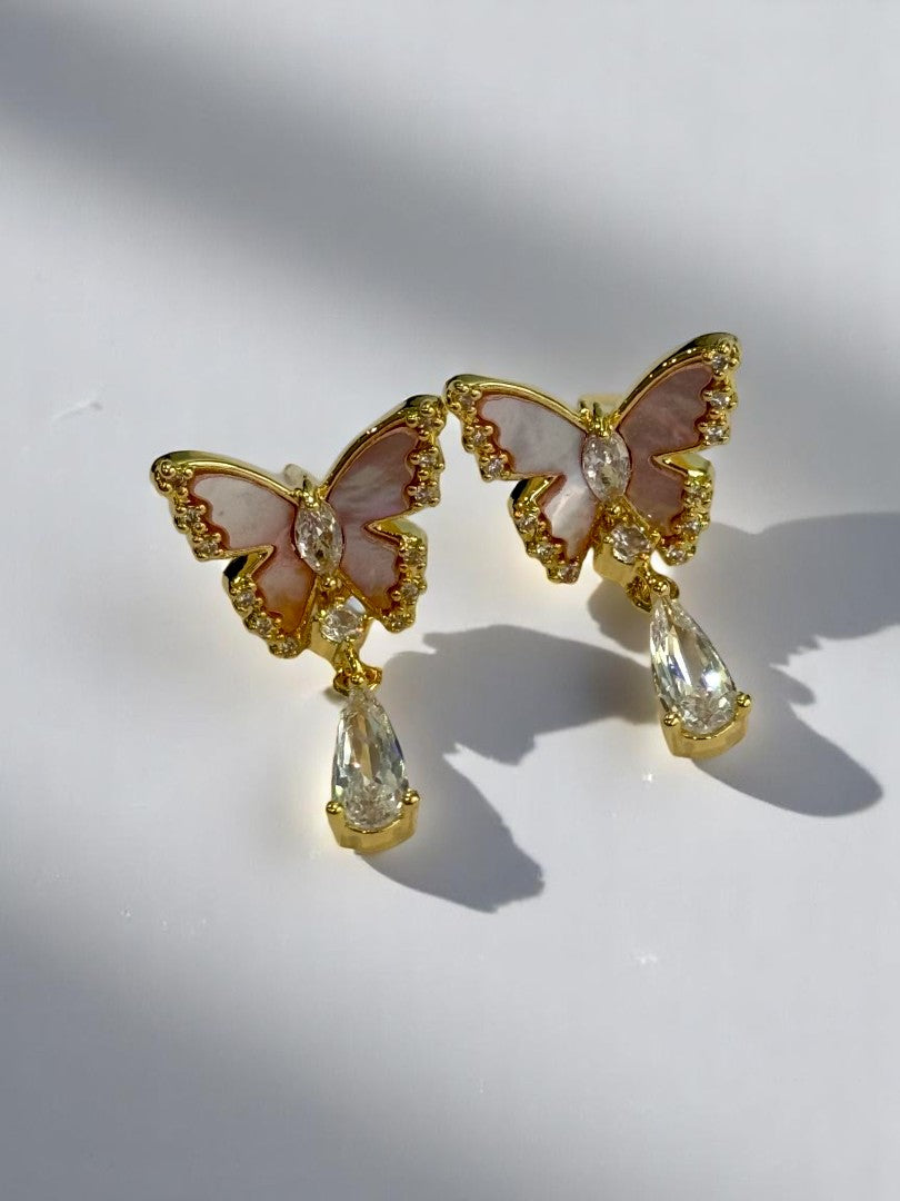 PINK RESIN BUTTERFLY JEFRREY EARRINGS