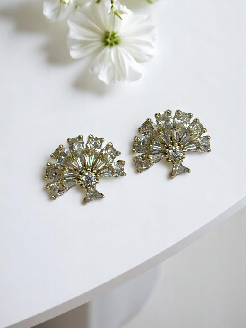 GOLDEN DIAMOND EXANDER EARRINGS