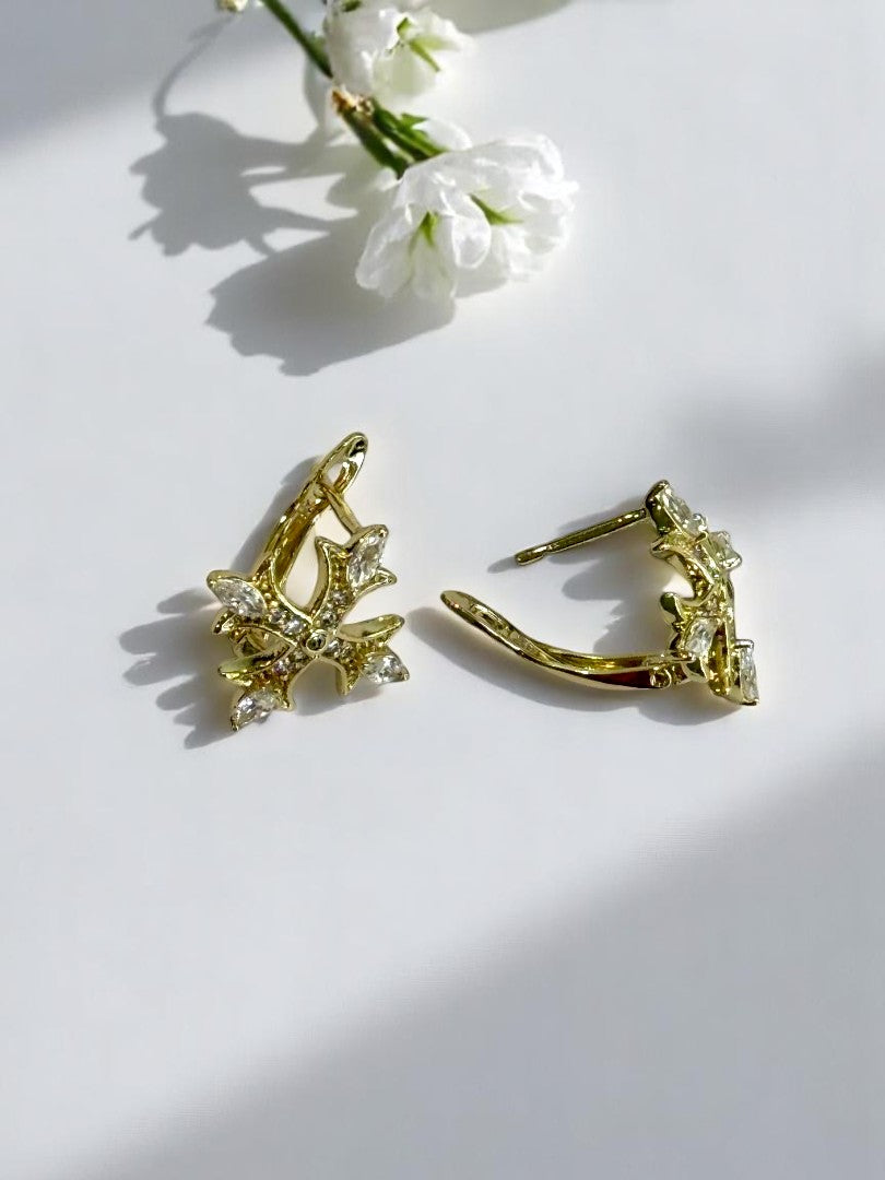 GOLDEN DIAMOND CROSS PATRICK EARRINGS