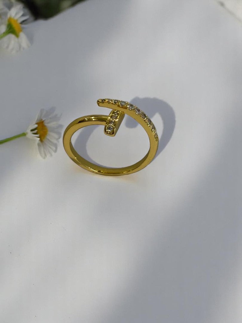 GOLDEN DIAMOND NAIL DHRUVINA RING