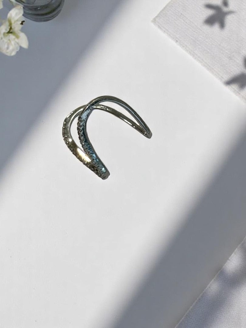 SILVER DIAMOND DAWSO RING