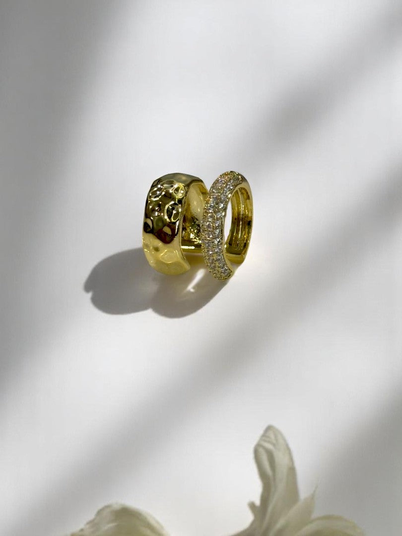 GOLDEN DIAMOND RENZO EAR CUFF