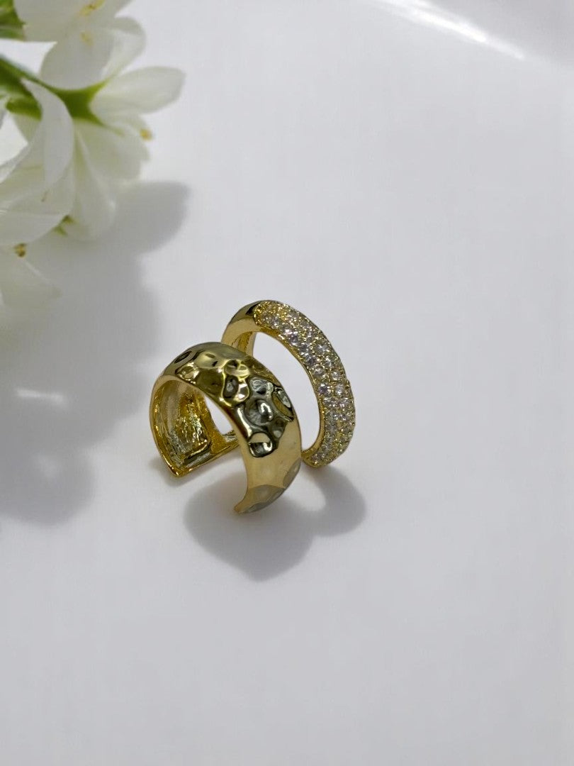 GOLDEN DIAMOND RENZO EAR CUFF