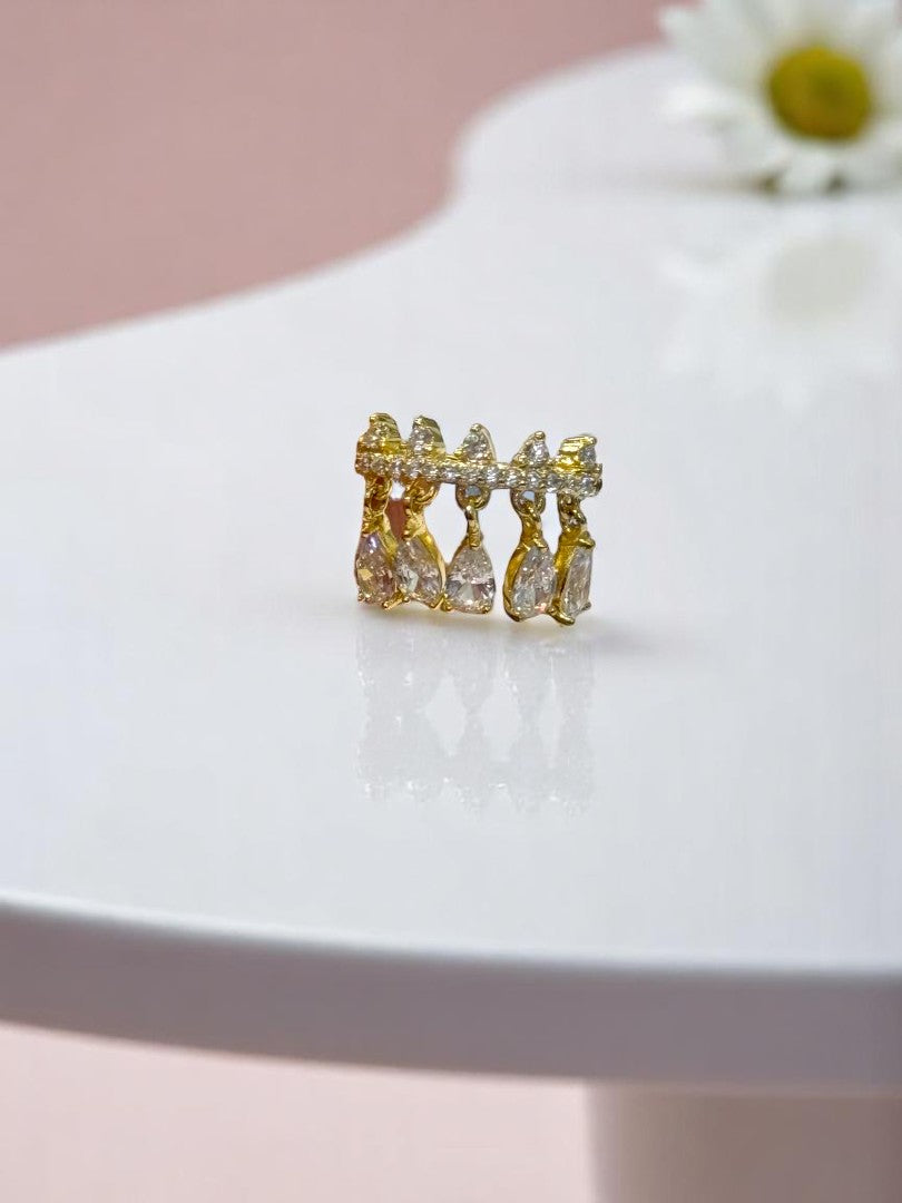 GOLDEN DIAMOND EMILIANO EAR CUFF
