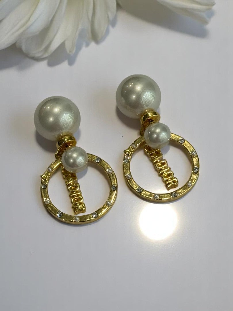 GOLDEN PEARL JADIOR BRODY EARRINGS