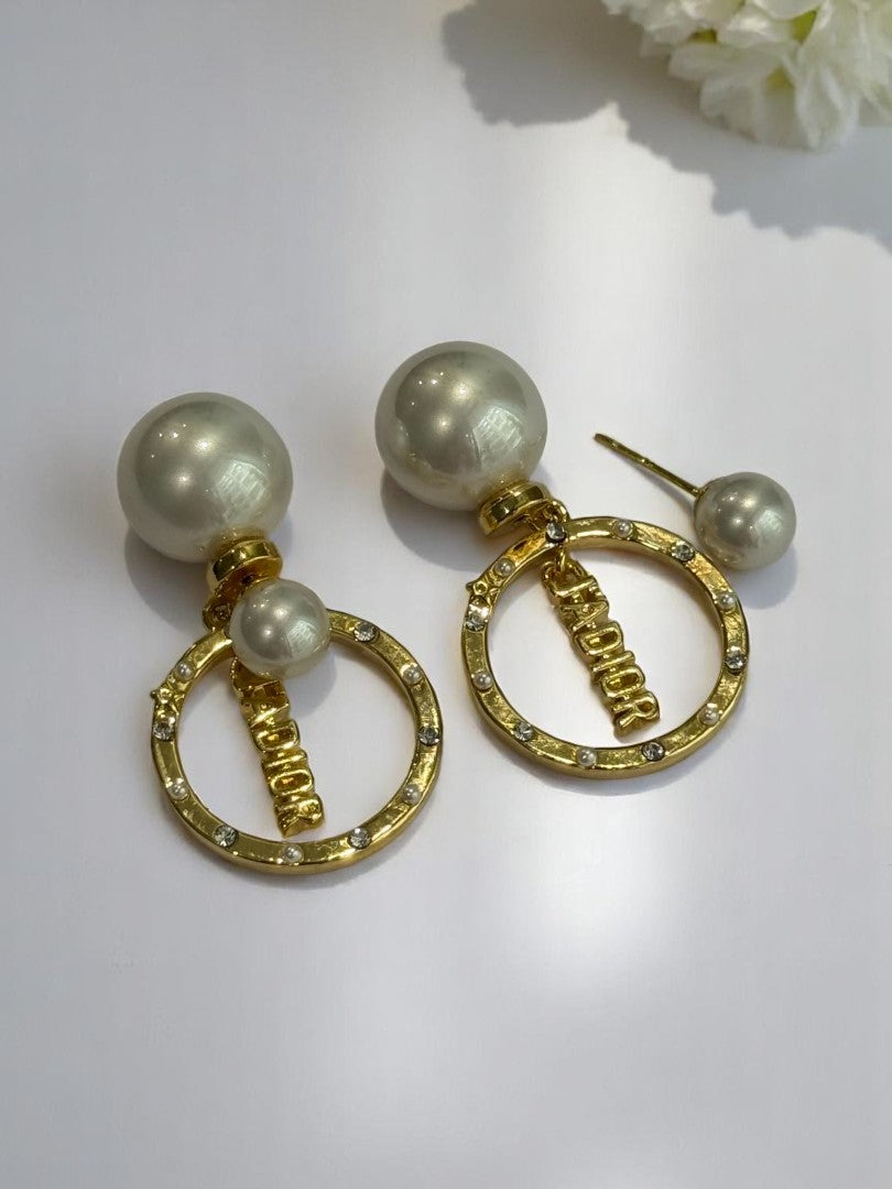 GOLDEN PEARL JADIOR BRODY EARRINGS