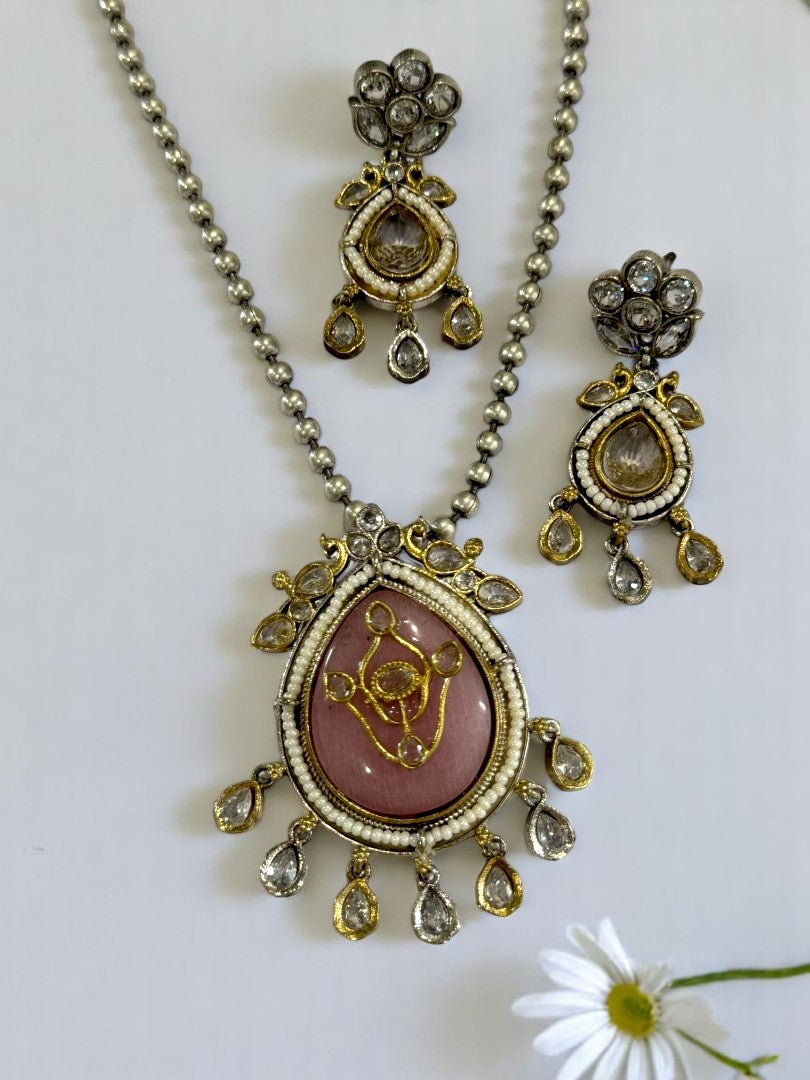 PINK HARINIE GERMAN SILVER JEWELLERY SET