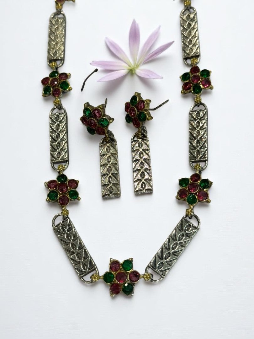GREEN RED NIVEDITA GERMAN SILVER JEWELLERY SET