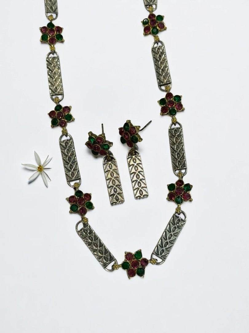 GREEN RED NIVEDITA GERMAN SILVER JEWELLERY SET