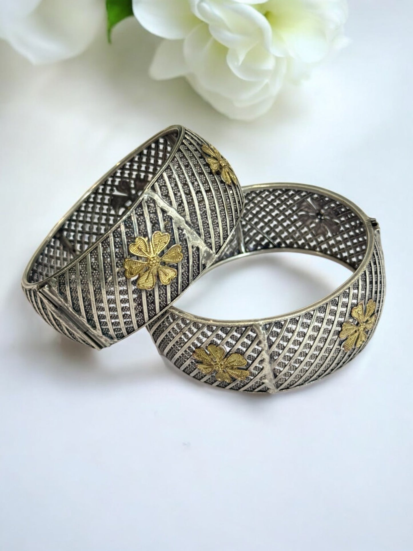 KAASHI GERMAN SILVER BANGLE