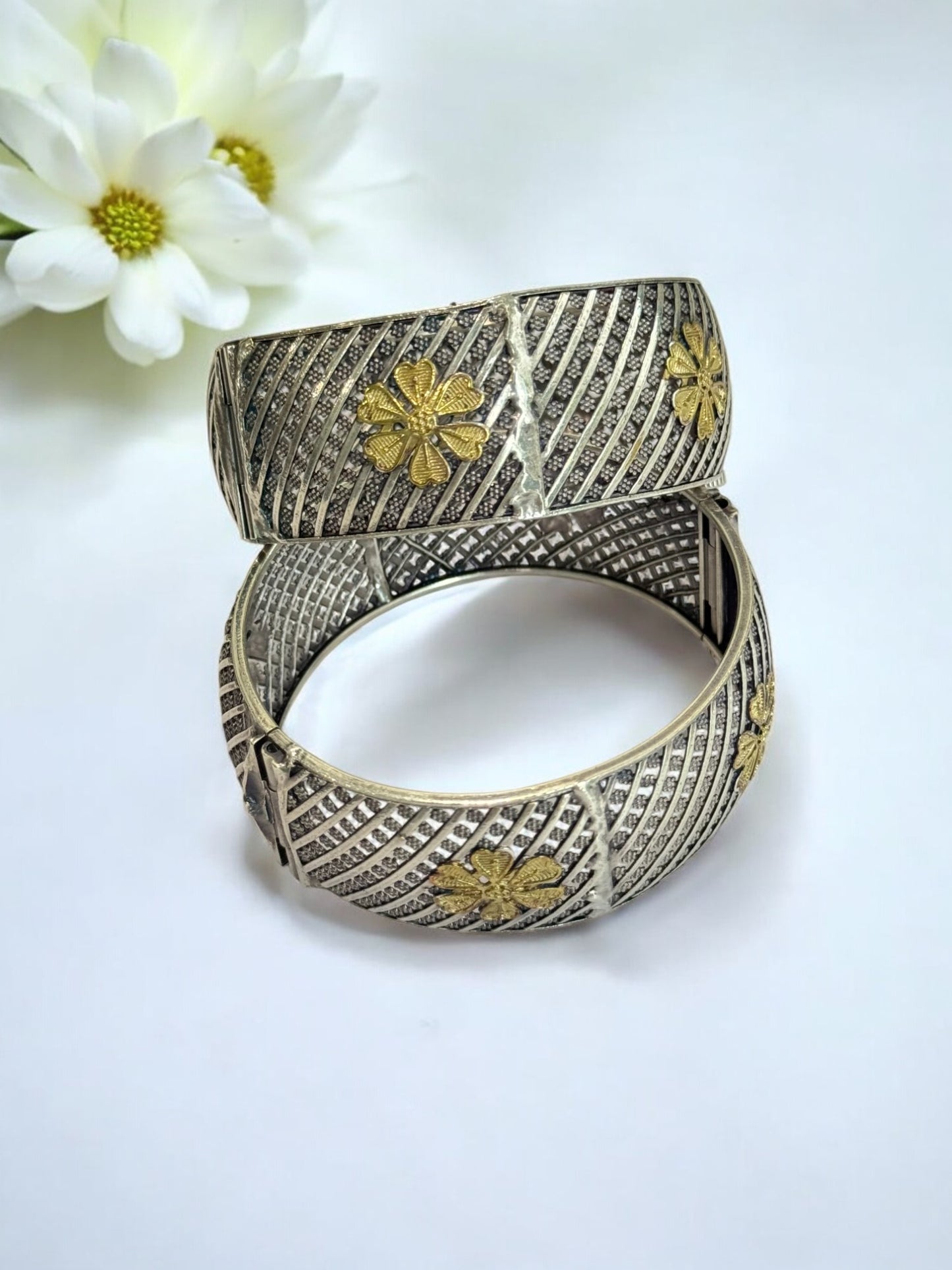 KAASHI GERMAN SILVER BANGLE