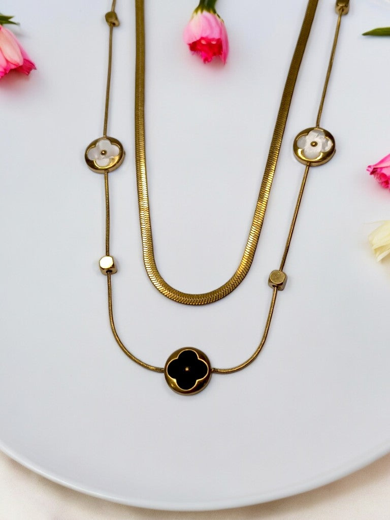 BRANDED CLOVER LAYERED CHAIN