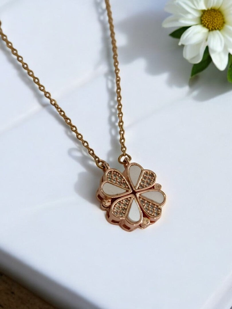 ROSE GOLD CHAIN WITH MAGNATIC DIAMOND HEART