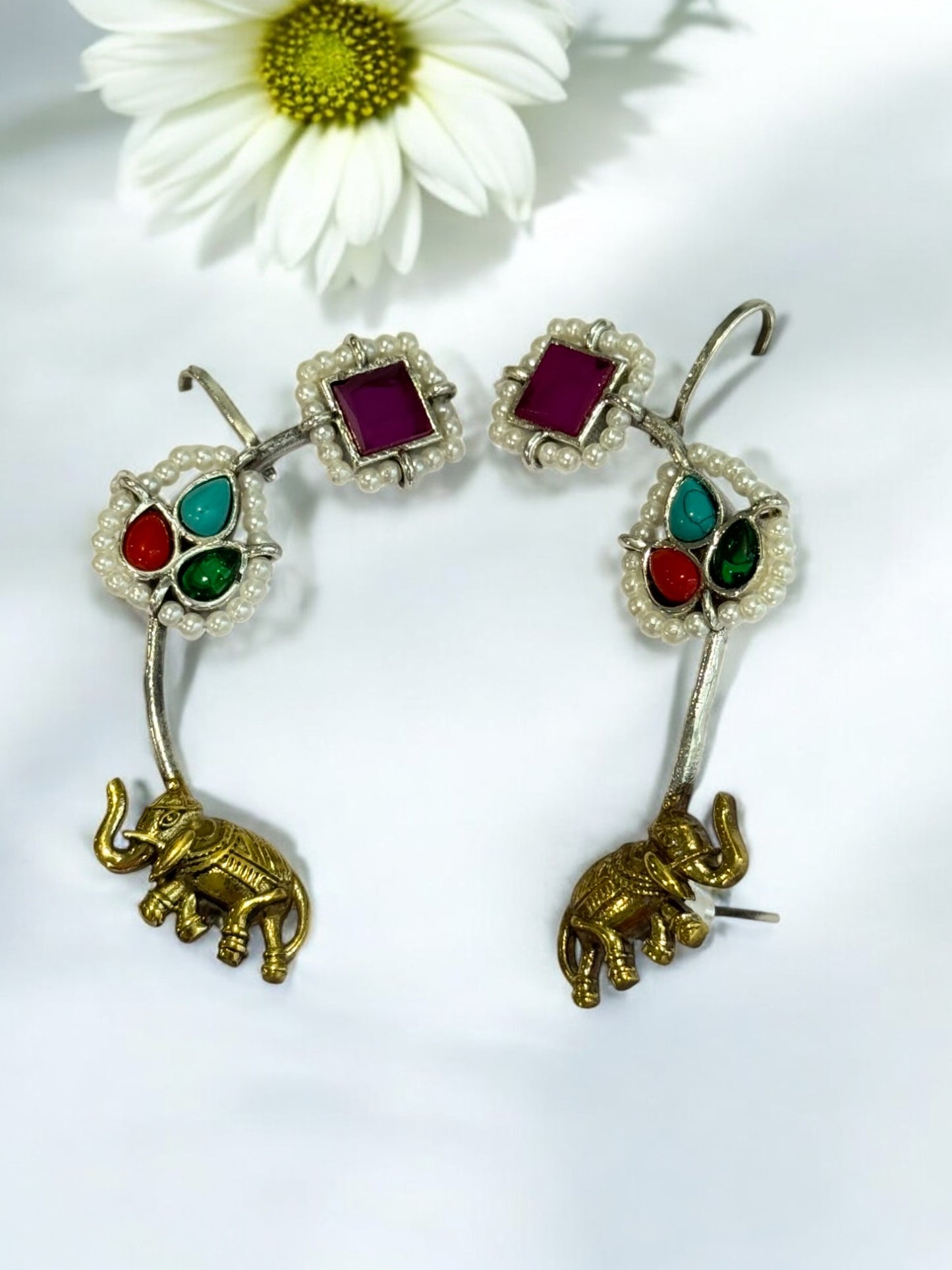 MULTI TARIKA GERMAN SILVER EAR CUFF