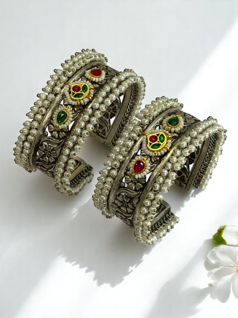 GERMAN SILVER MULTI STONE LOTUS WITH HANGING BEADS CUFF