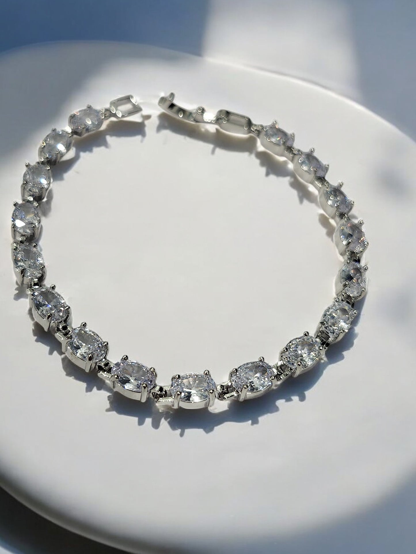 92.5 SILVER OVAL DIAMOND BRACELET