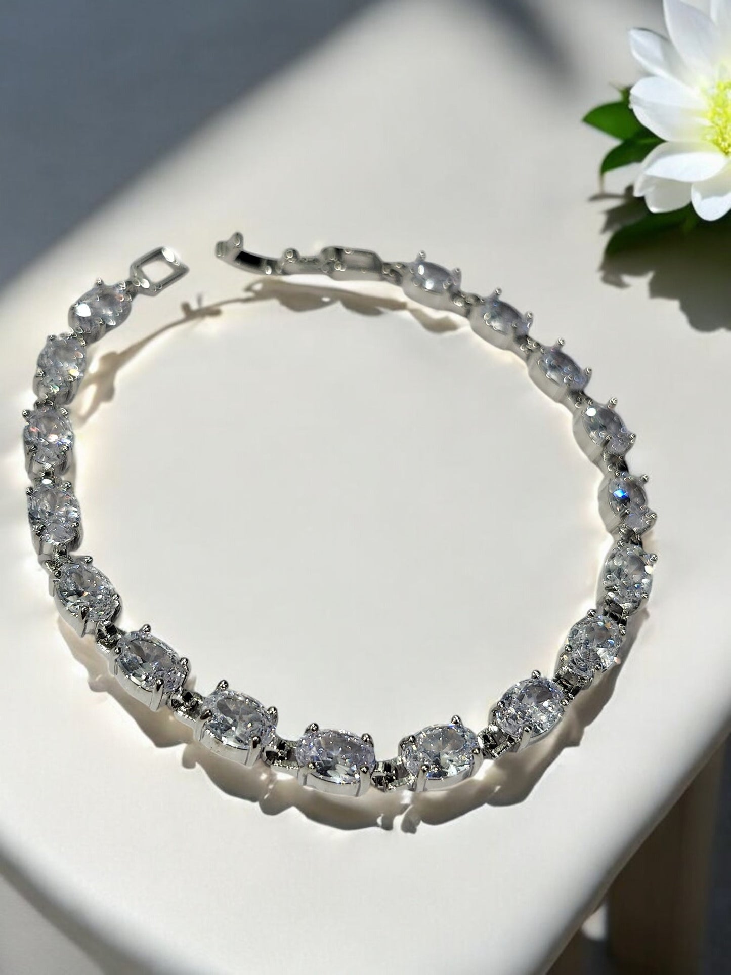 92.5 SILVER OVAL DIAMOND BRACELET