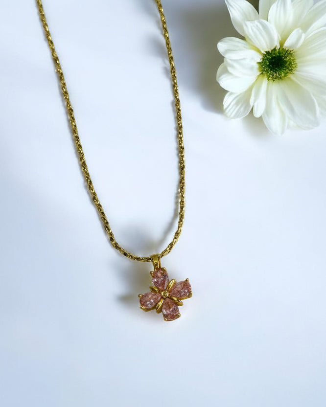PINK DIAMOND LIUKA NECKLACE