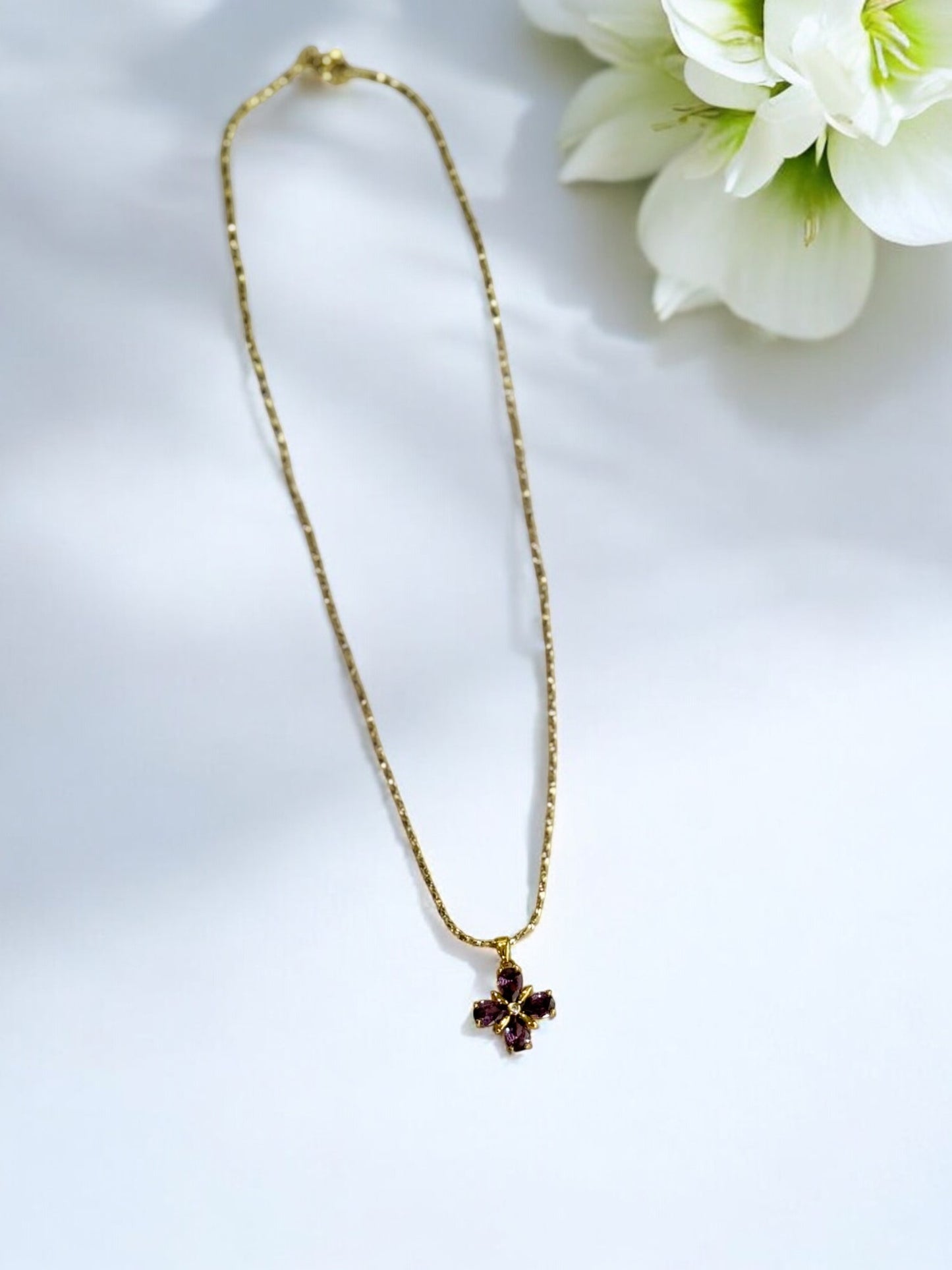 PURPLE DIAMOND LIUKA NECKLACE