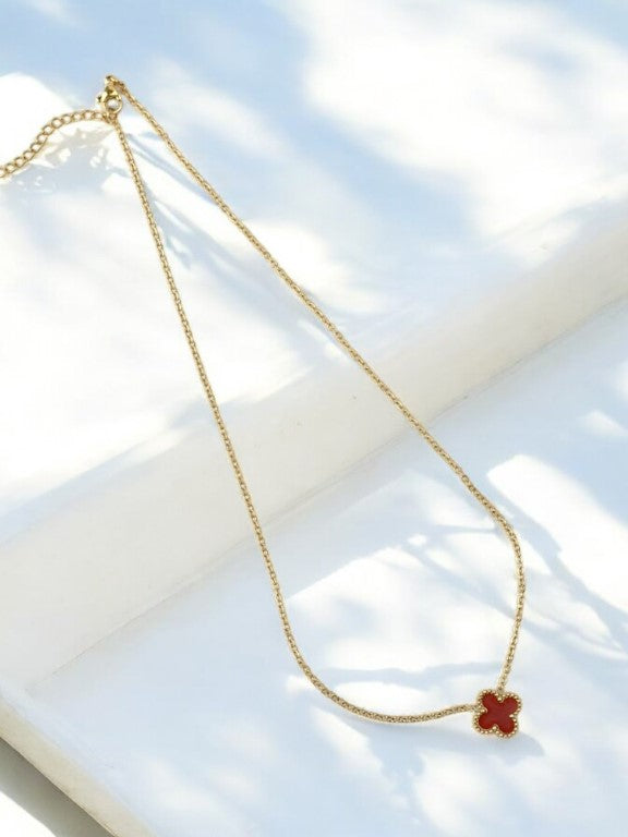 GOLDEN CHAIN WITH RED CLOVER