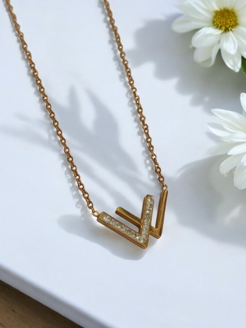 ROSE GOLD CHAIN WITH SHINY DIAMOND W SHAPE PENDENT